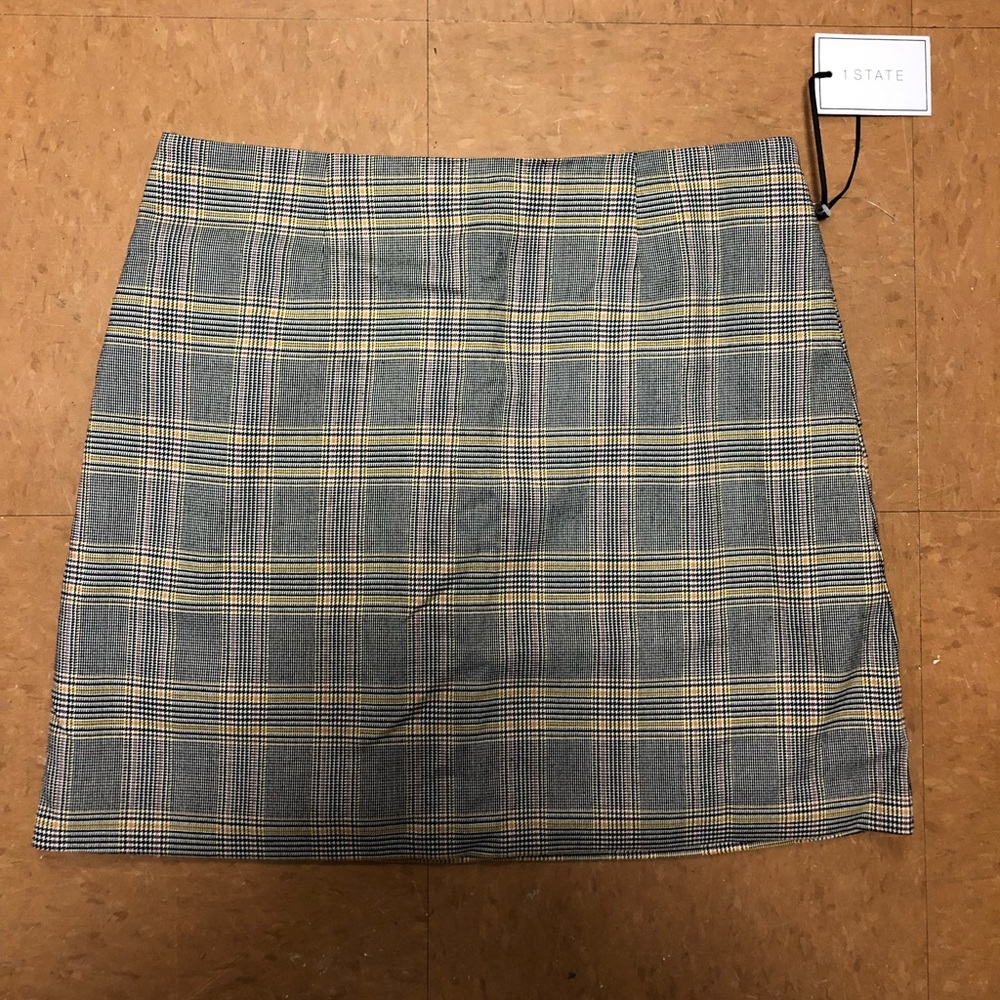 1.State NWT plaid mini skirt